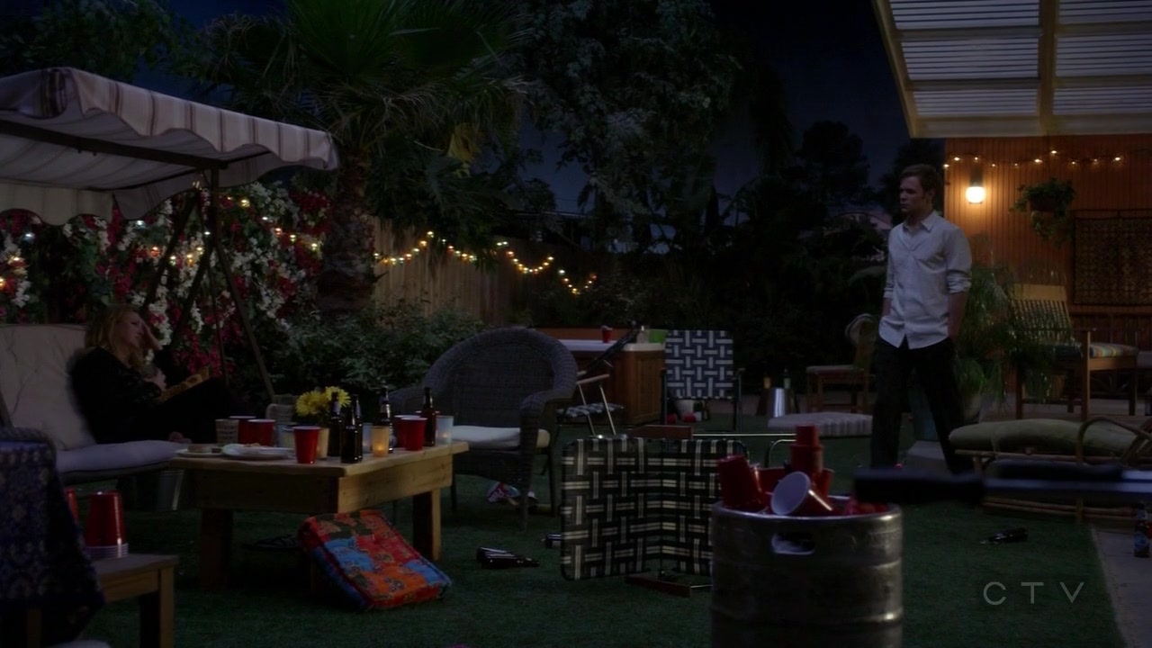 ScreenCaps_1x04-379.jpg