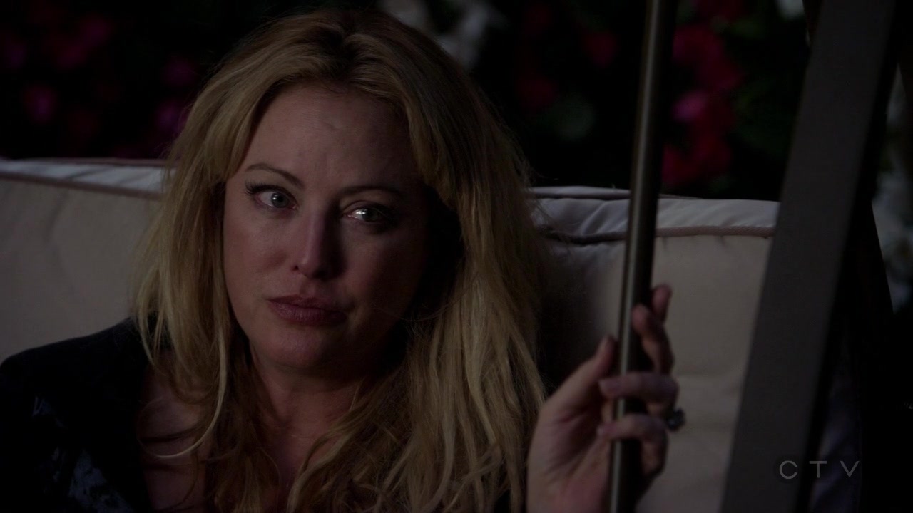 ScreenCaps_1x04-497.jpg