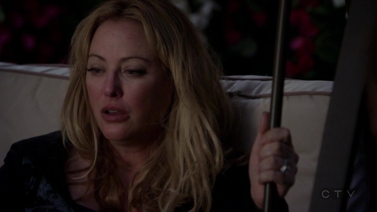 ScreenCaps_1x04-520.jpg