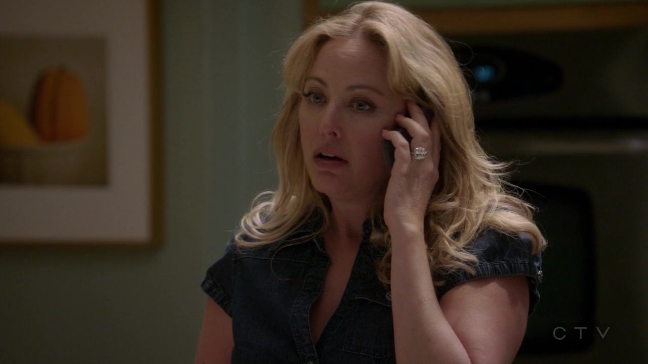 ScreenCaps_1x05-10.jpg