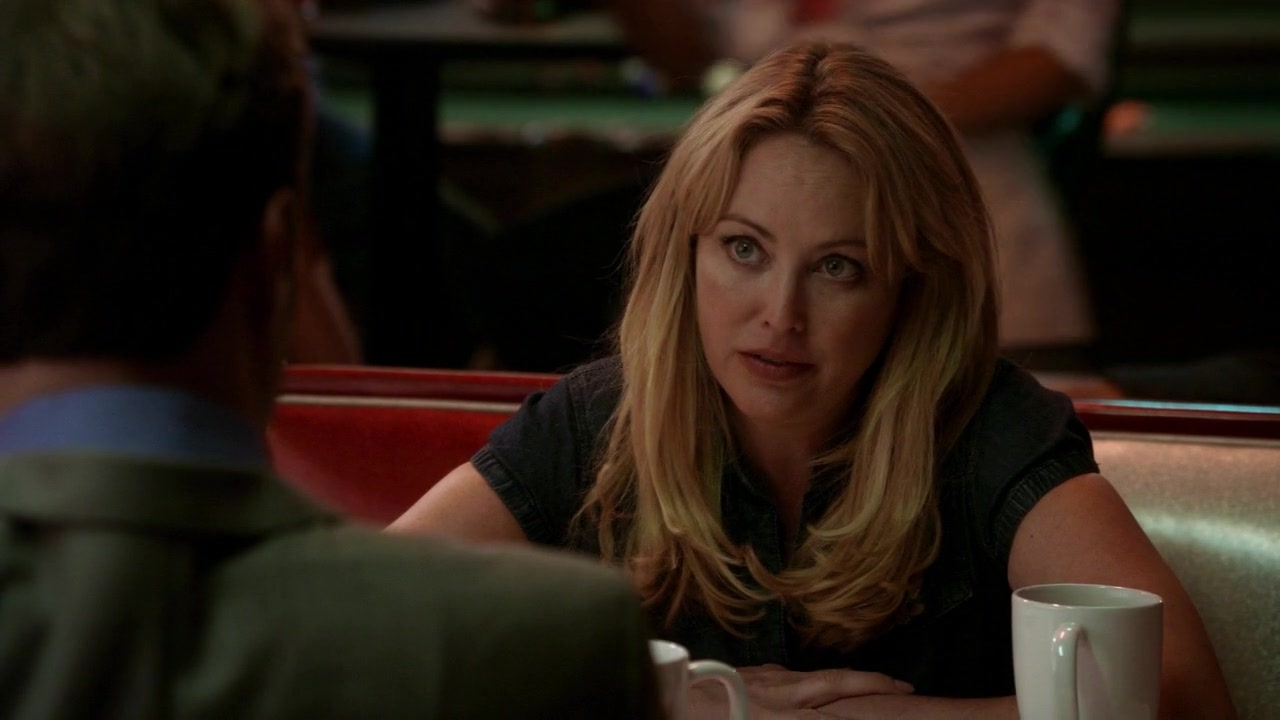 ScreenCaps_1x05-33.jpg
