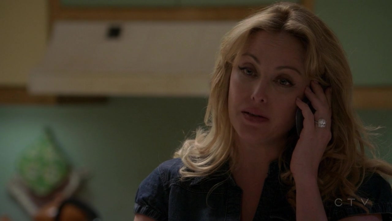 ScreenCaps_1x05-4.jpg ScreenCaps_1x05-4.jpg