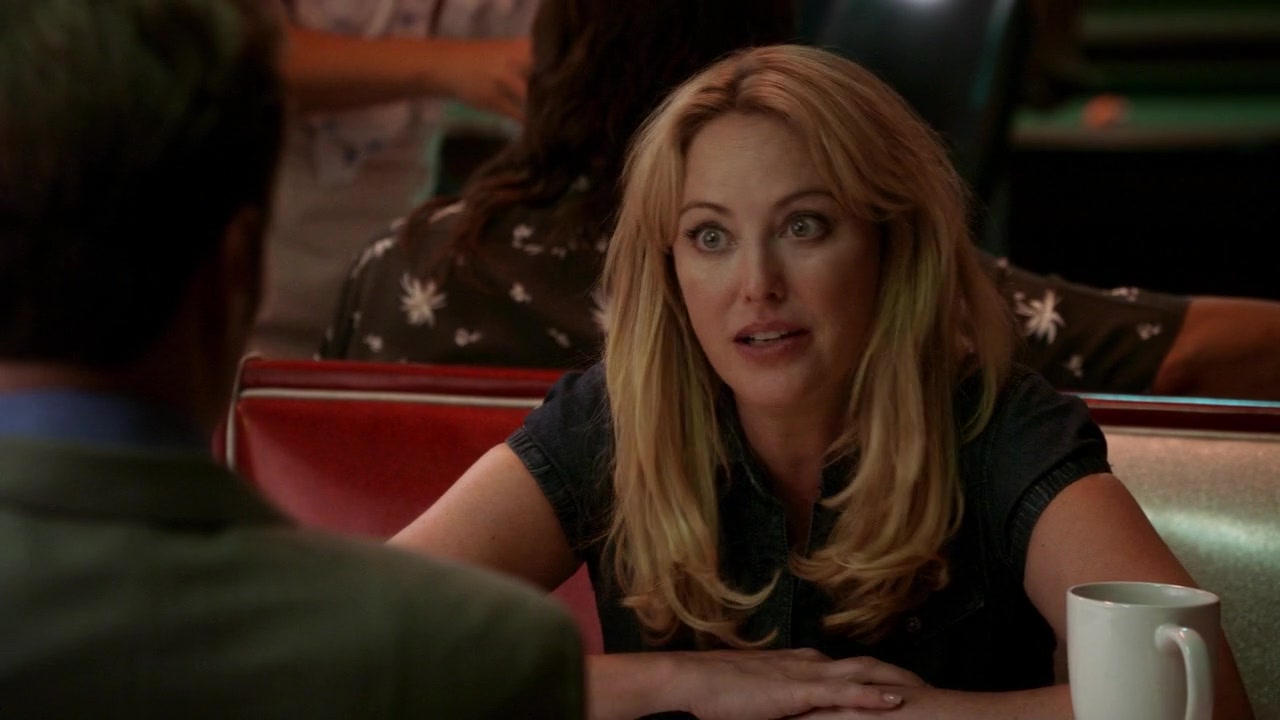 ScreenCaps_1x05-49.jpg