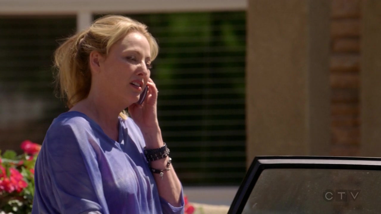 ScreenCaps_1x05-64.jpg