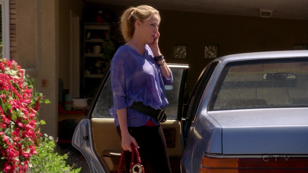 ScreenCaps_1x05-69.jpg