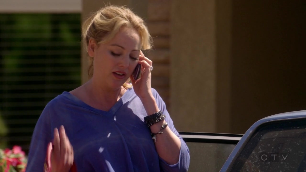 ScreenCaps_1x05-71.jpg
