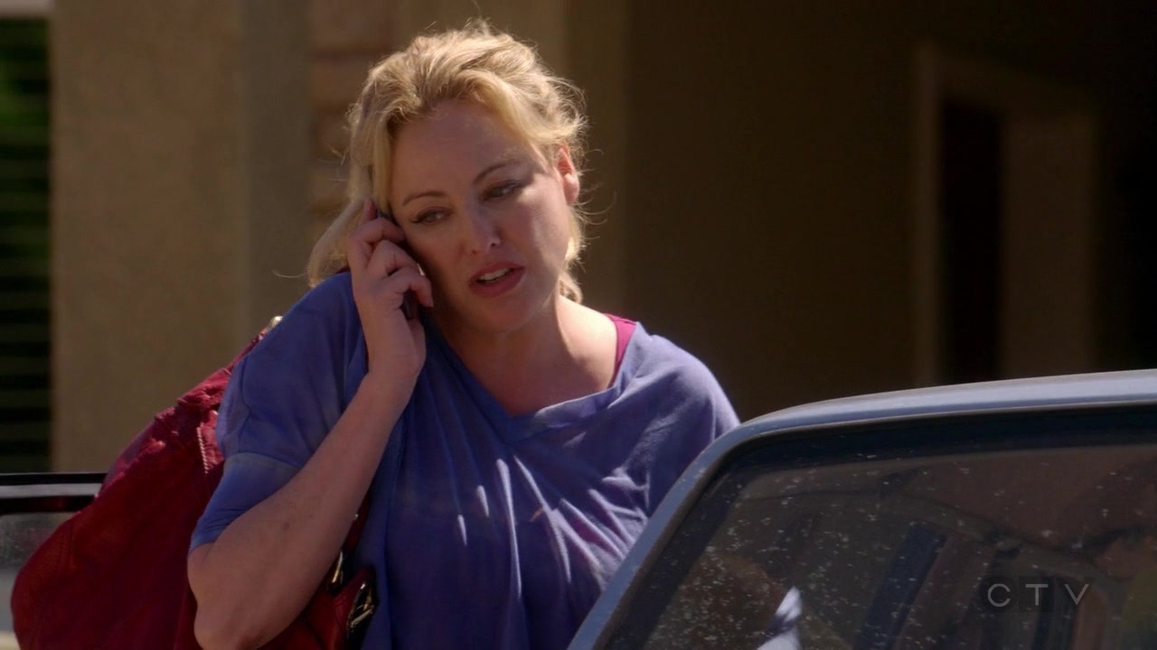 ScreenCaps_1x05-72.jpg