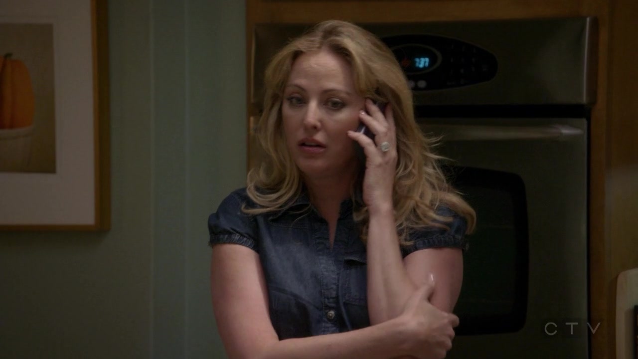 ScreenCaps_1x05-8.jpg