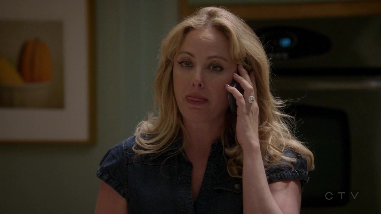 ScreenCaps_1x05-9.jpg