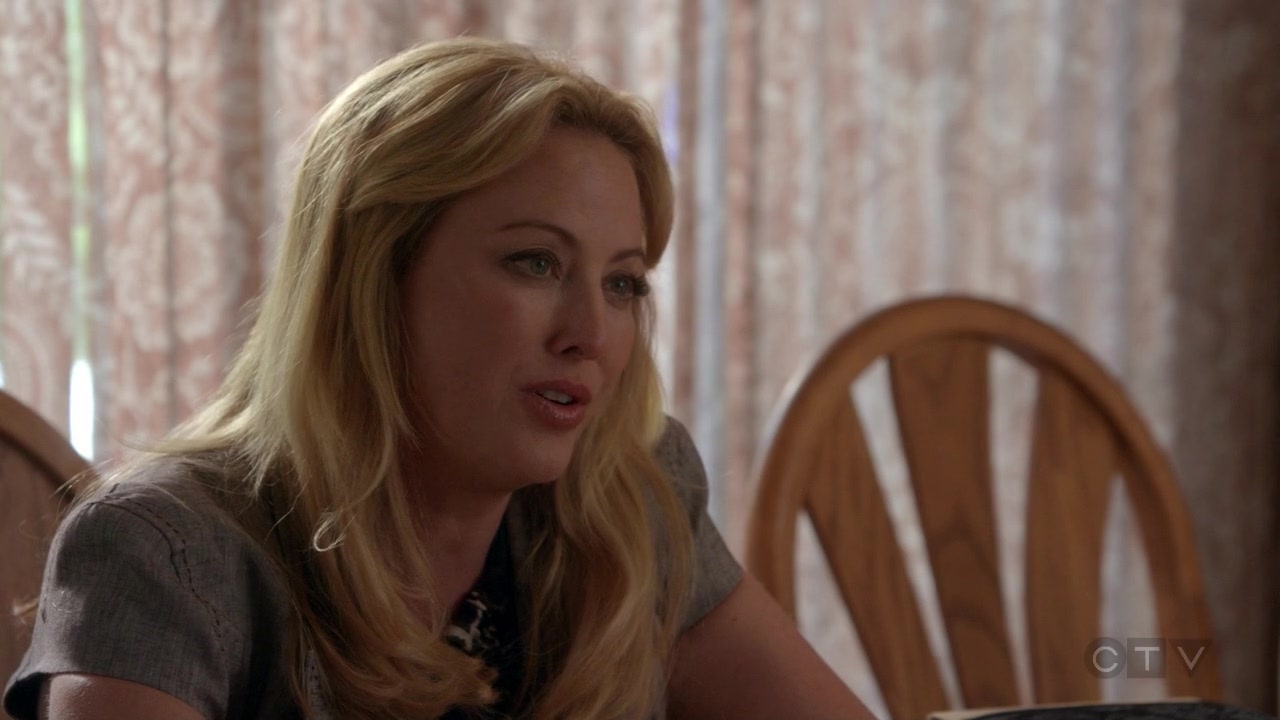 ScreenCaps_1x06-103.jpg