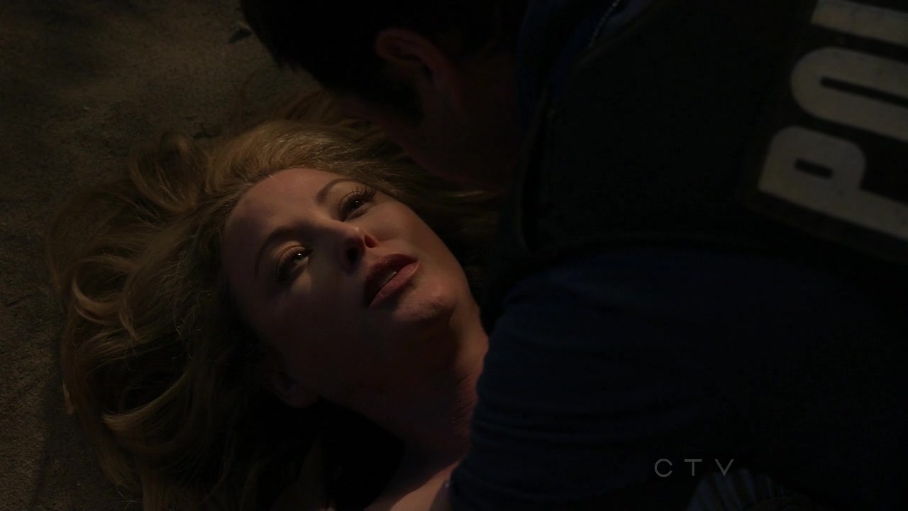 ScreenCaps_1x07-169.jpg