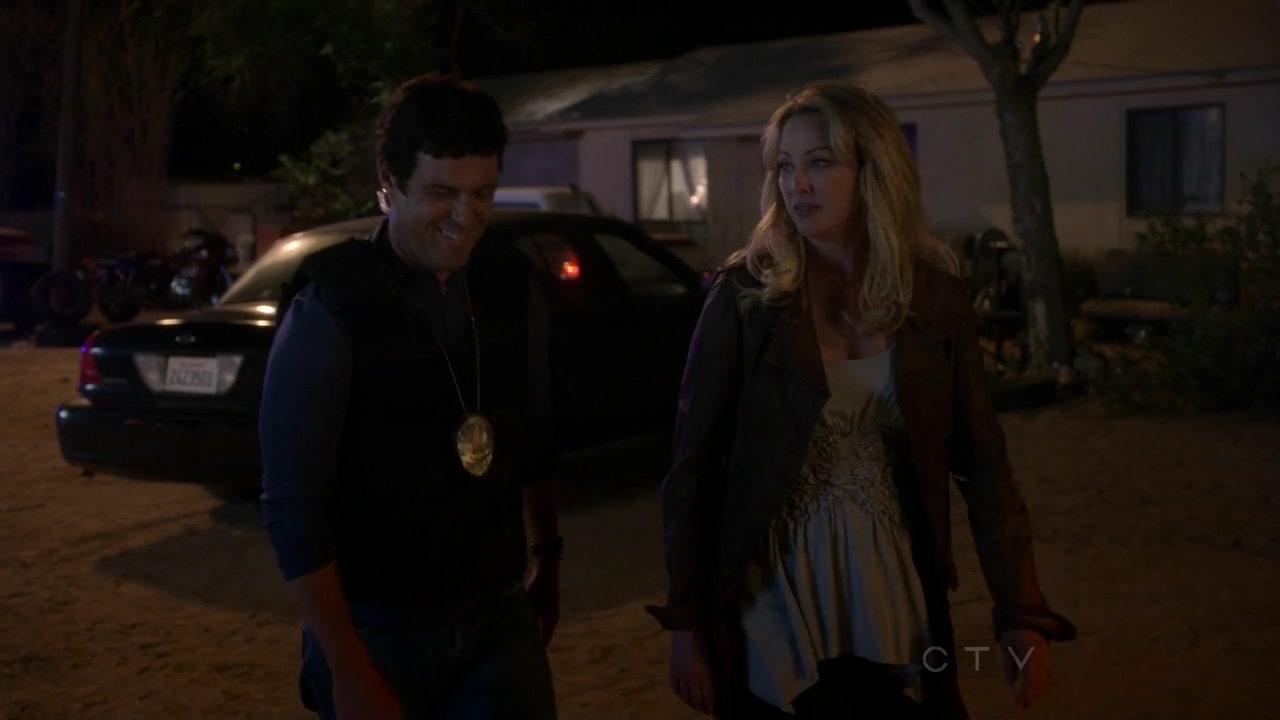 ScreenCaps_1x07-196.jpg