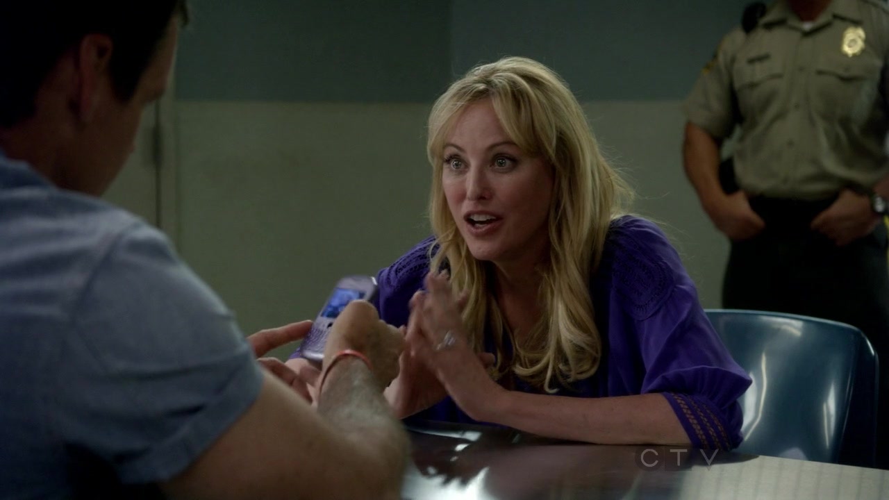 ScreenCaps_1x07-225.jpg