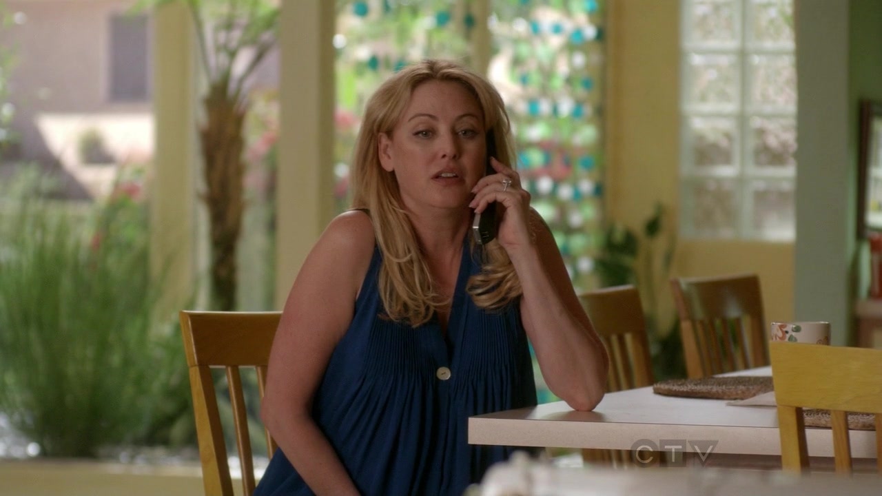 ScreenCaps_1x07-83.jpg