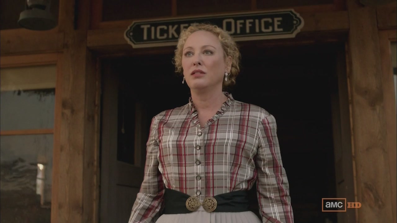 Episode02x10_BloodMoonRising-32.jpg