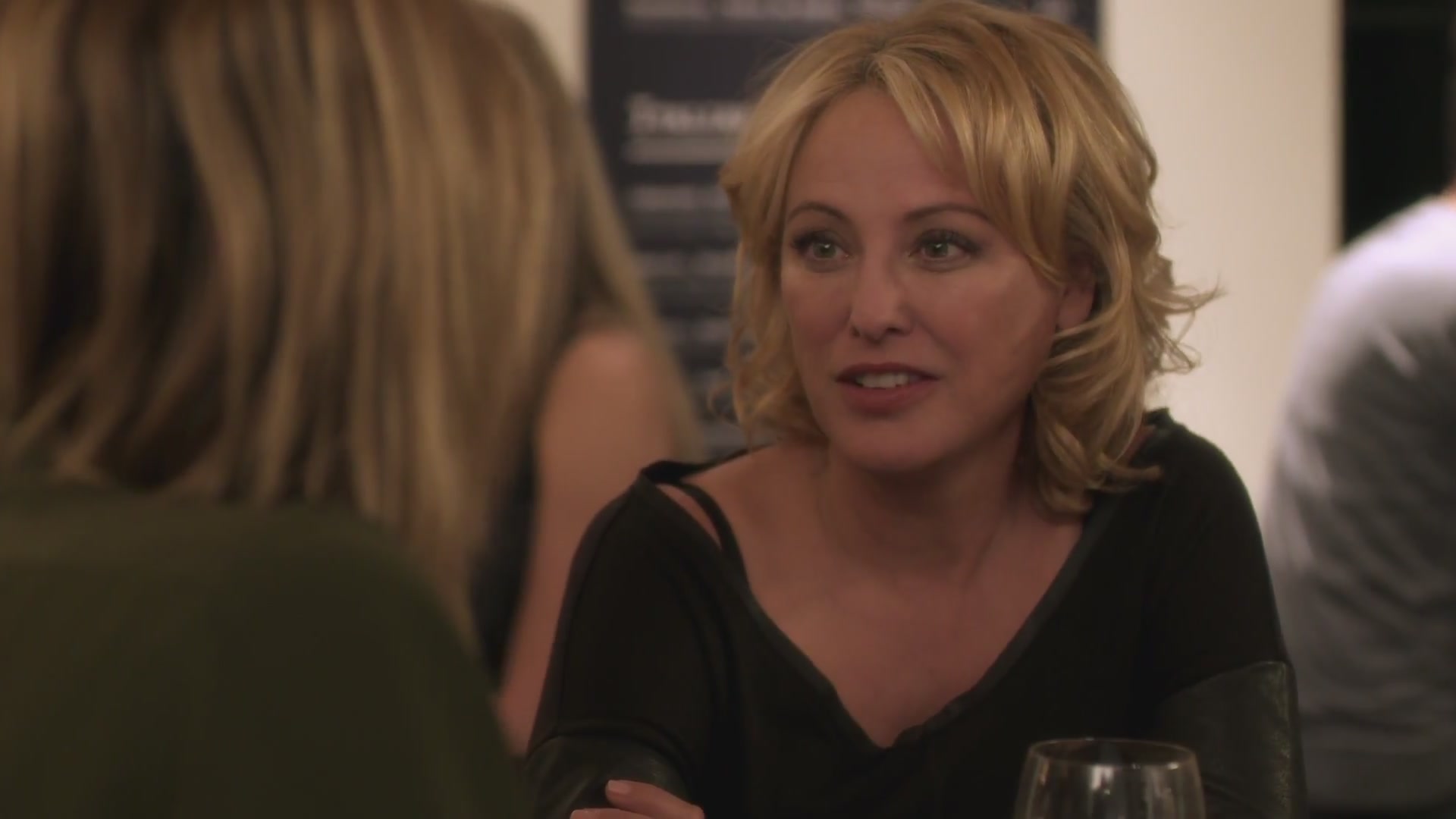 Episode14_WineBar-157.jpg
