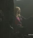 Caps_Ep1x09-37.jpg
