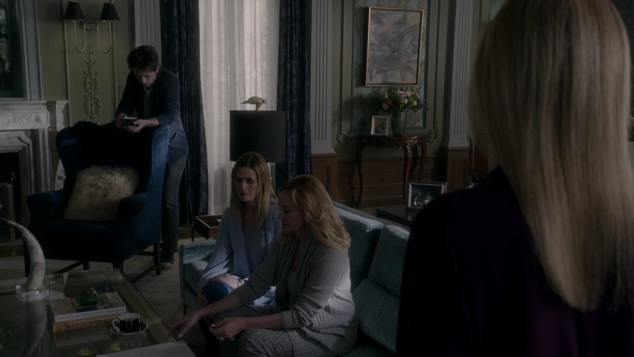 Ep1x02-103.jpg Ep1x02-103.jpg