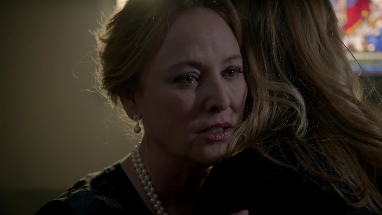 Ep1x02-233.jpg