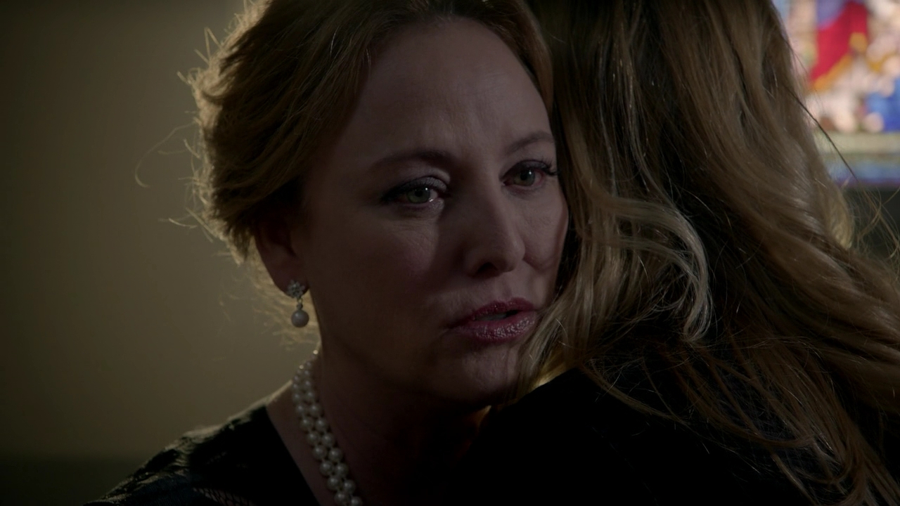 Ep1x02-235.jpg