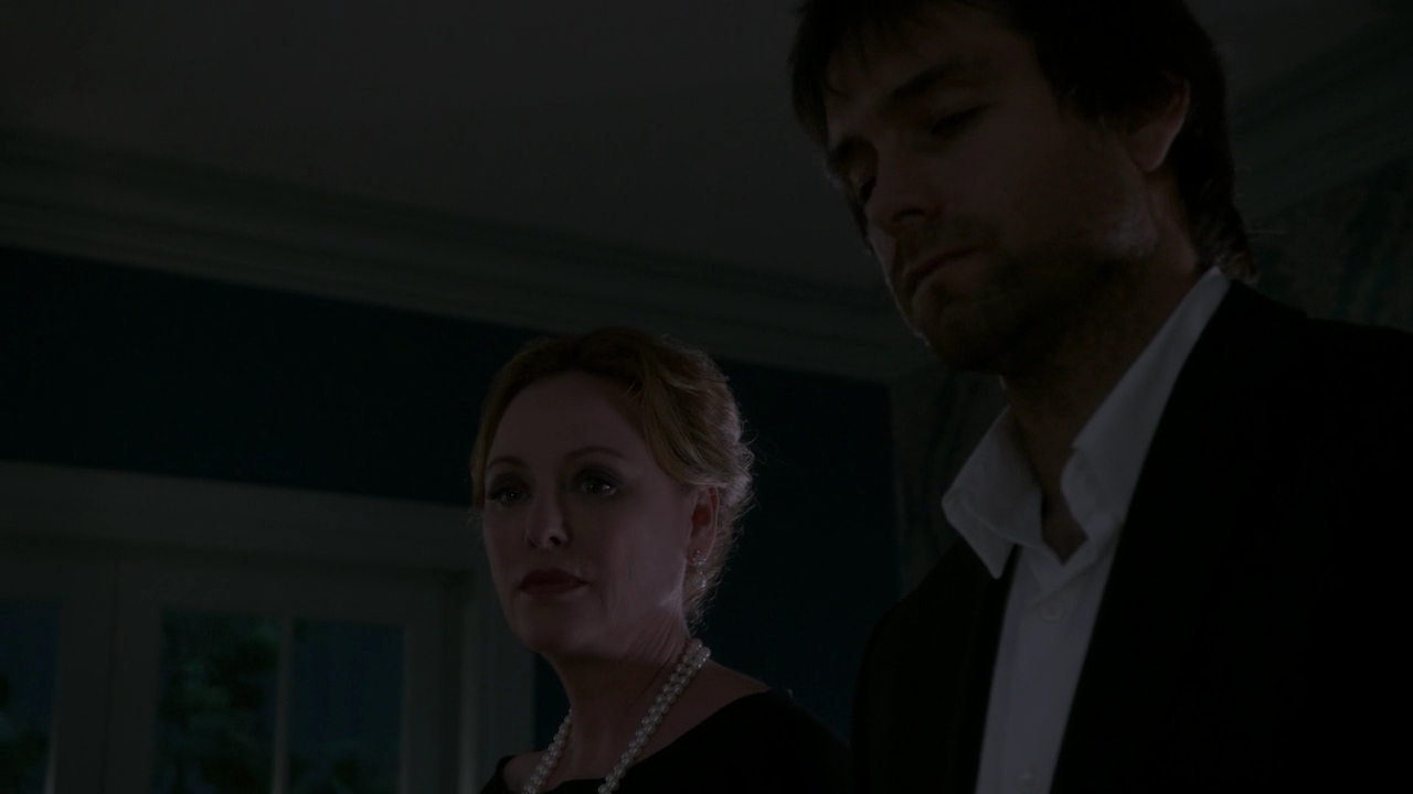 Ep1x02-309.jpg Ep1x02-309.jpg