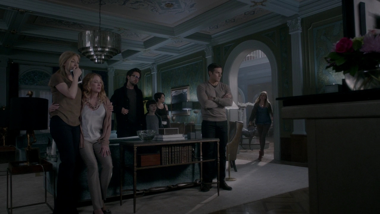 Ep1x06-201.jpg Ep1x06-201.jpg