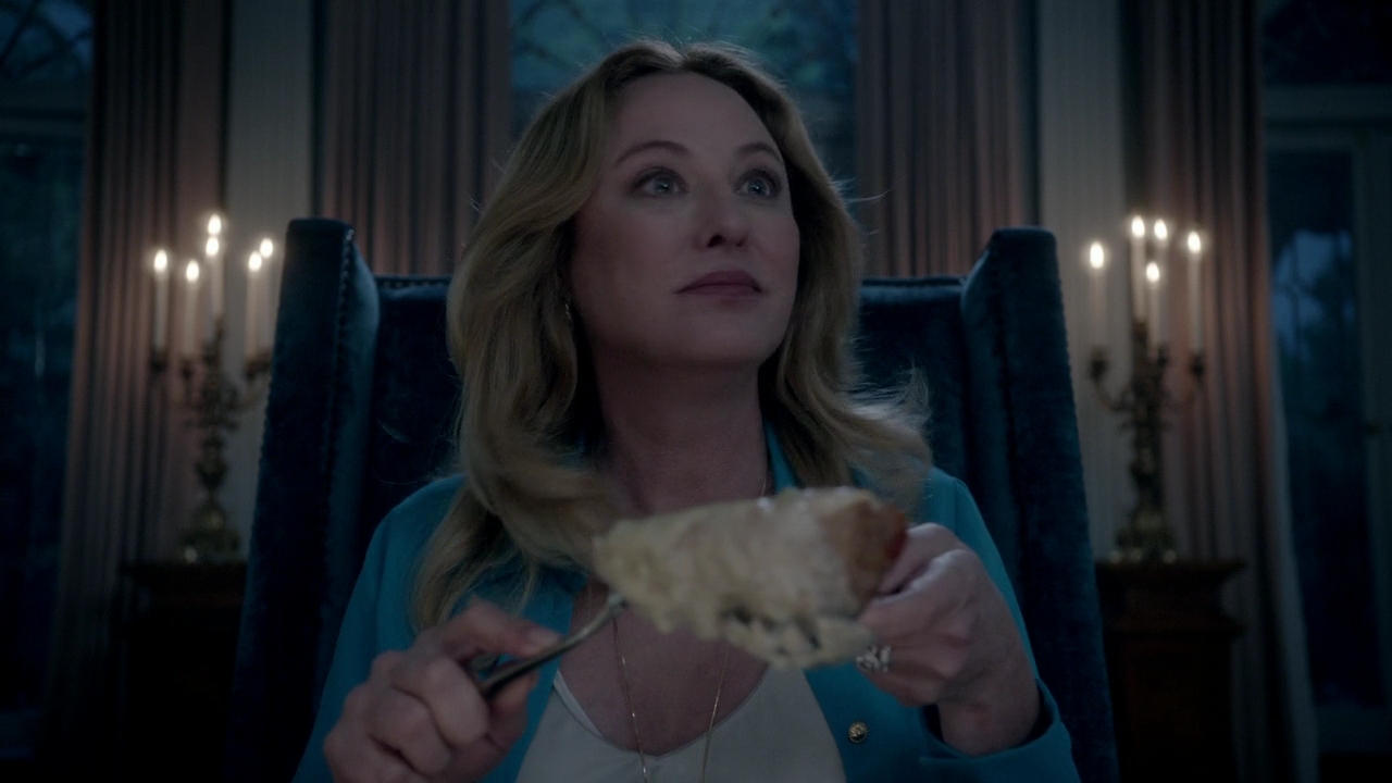 Ep1x06-80.jpg Ep1x06-80.jpg