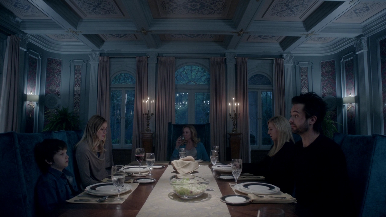 Ep1x06-95.jpg Ep1x06-95.jpg
