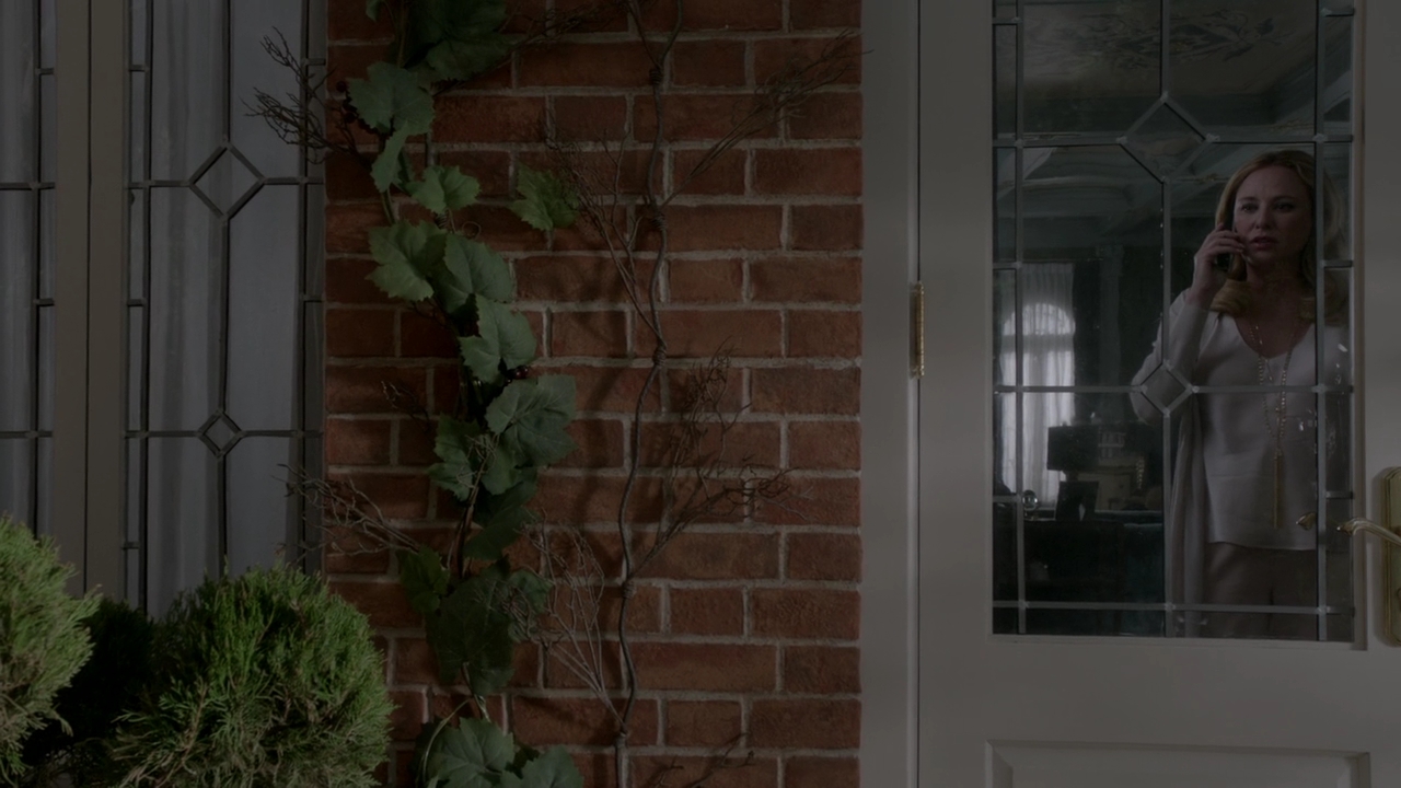 Ep1x10-98.jpg