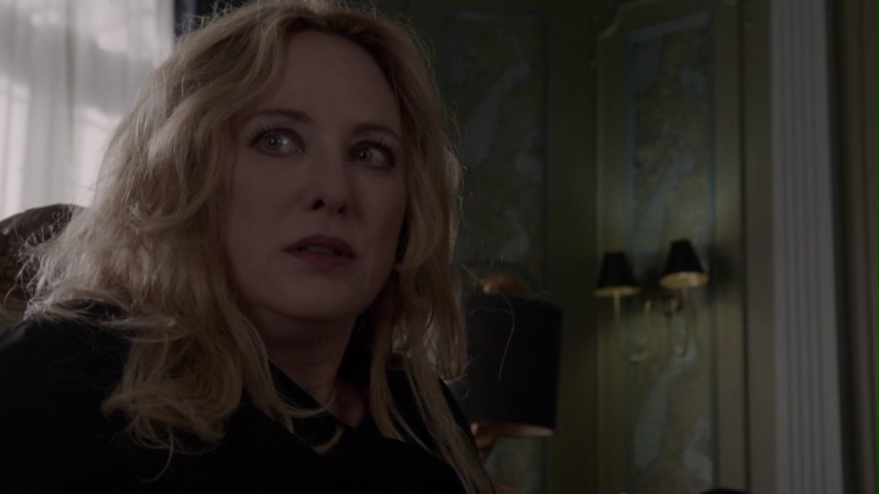Ep1x13-133.jpg Ep1x13-133.jpg