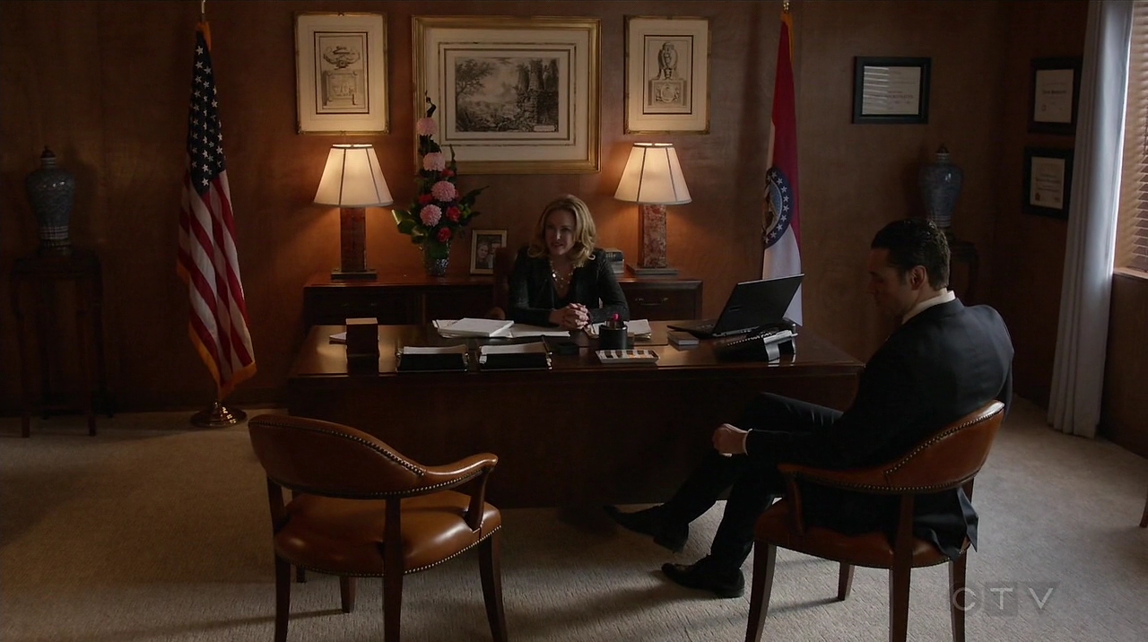 Ep1x17-38.jpg Ep1x17-38.jpg