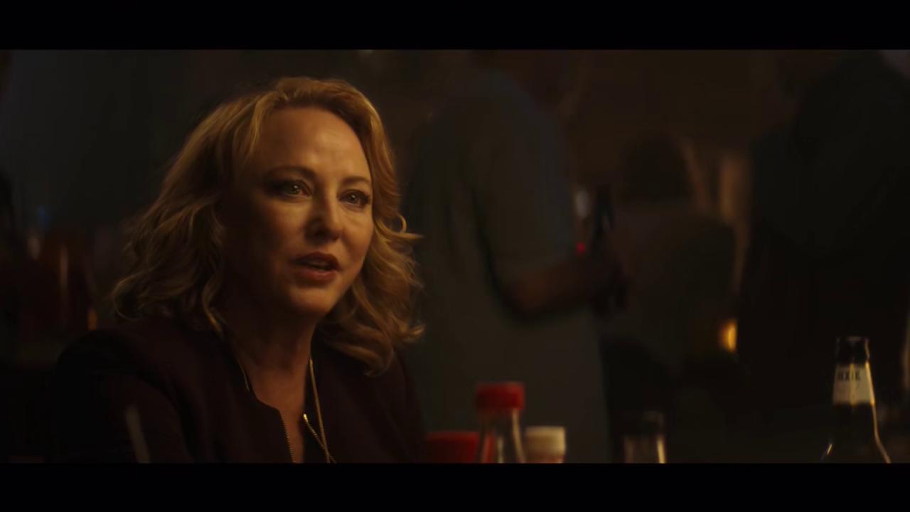 ScreenCaps_1x01-76.JPEG
