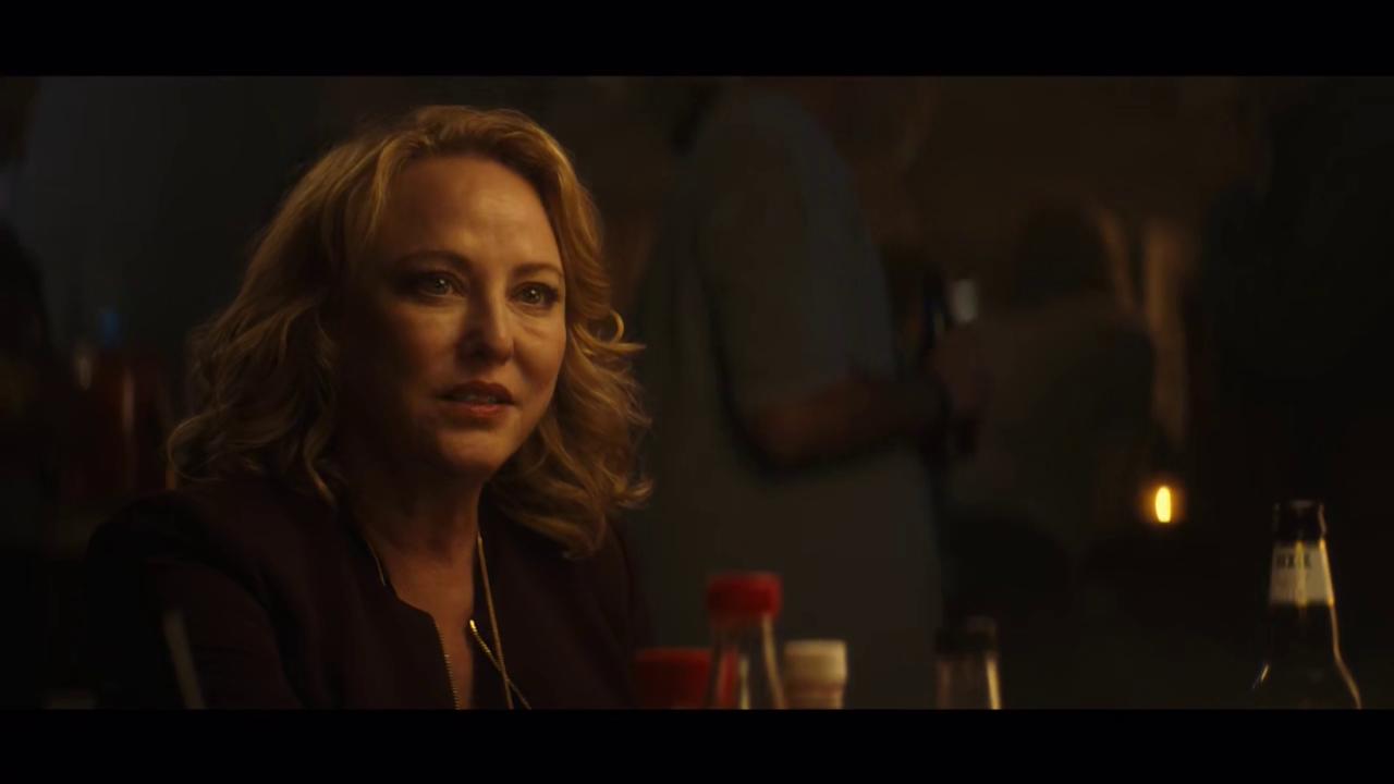 ScreenCaps_1x01-77.JPEG