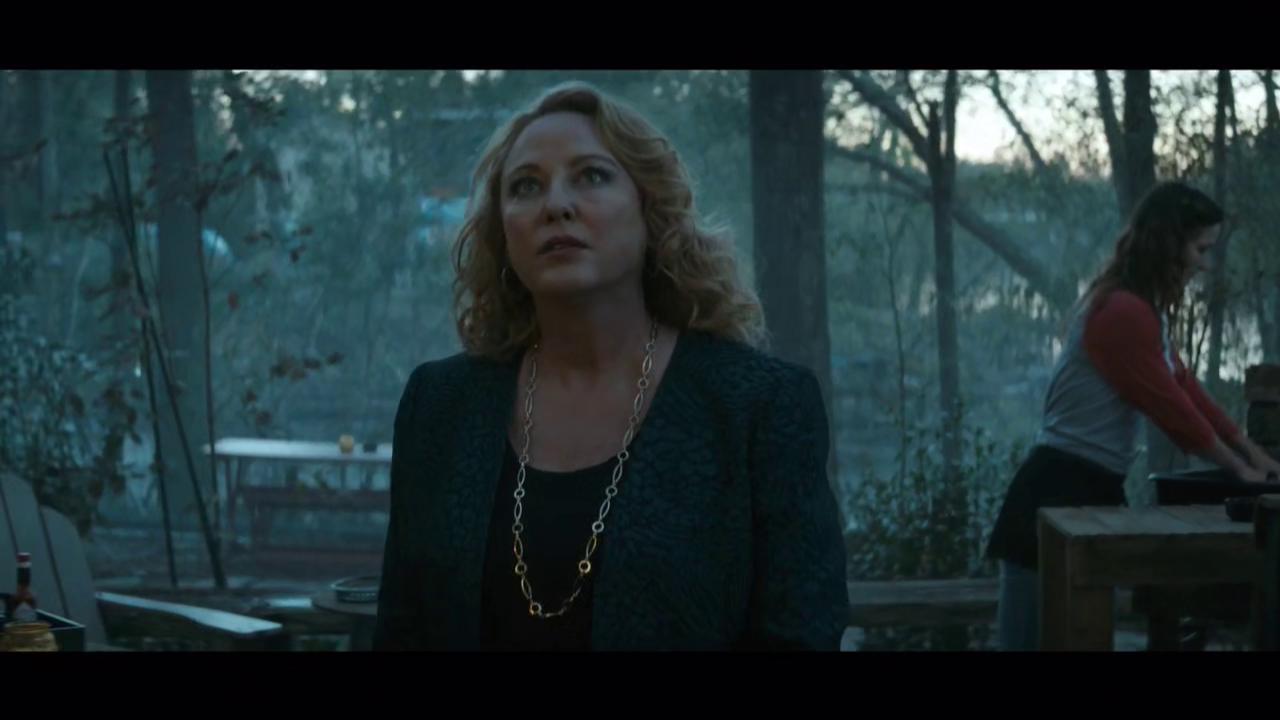ScreenCaps_1x02-28.JPEG