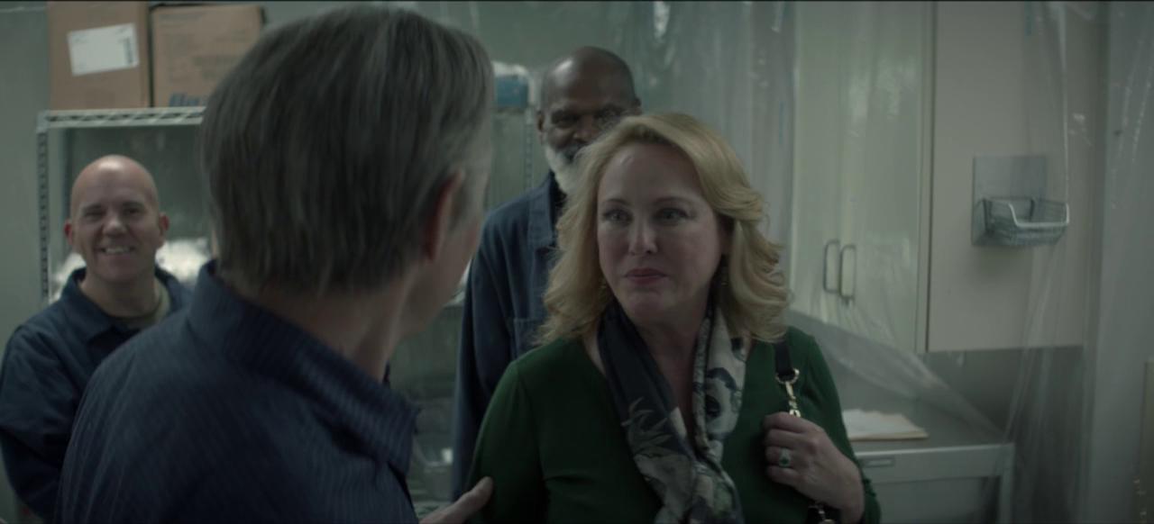 ScreenCaps_1x04-10.JPEG