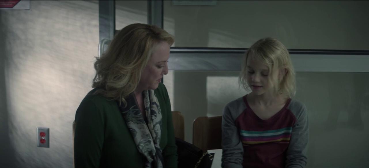 ScreenCaps_1x04-20.JPEG