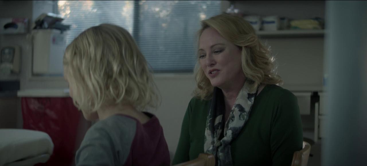 ScreenCaps_1x04-24.JPEG