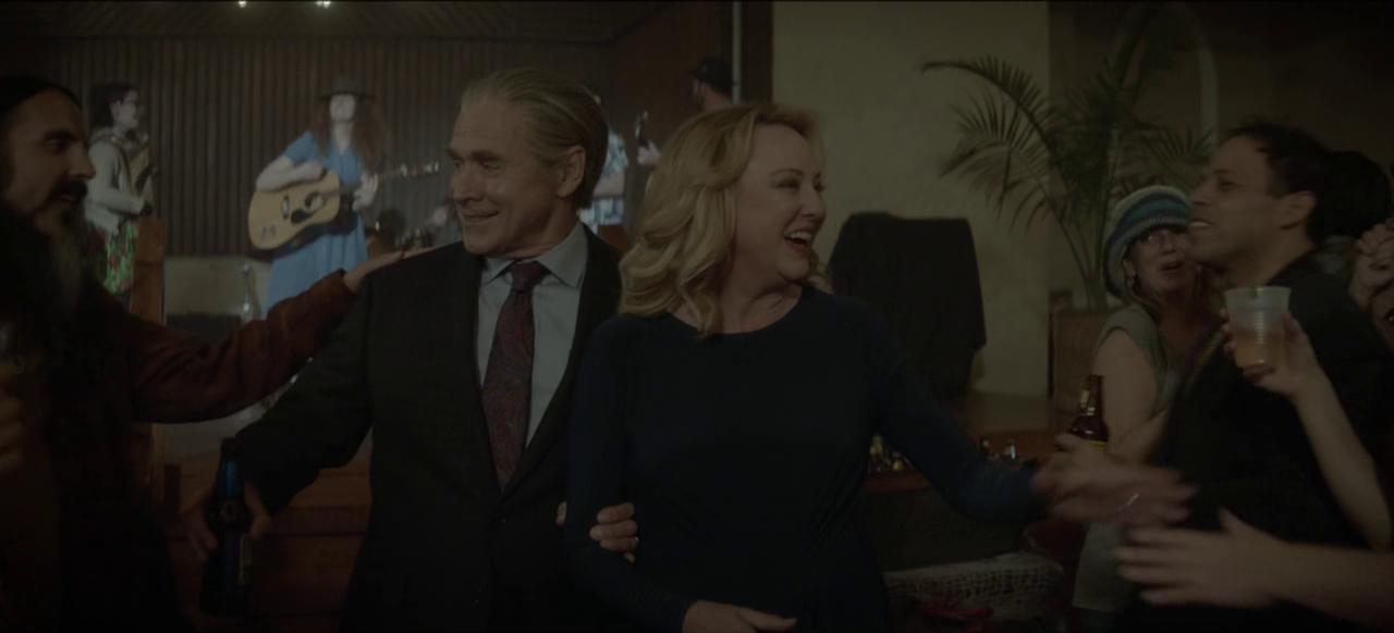 ScreenCaps_1x04-43.JPEG