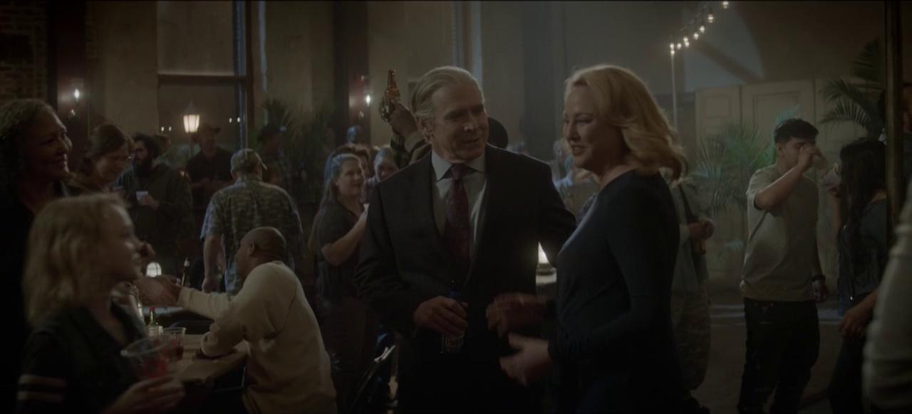 ScreenCaps_1x04-56.JPEG