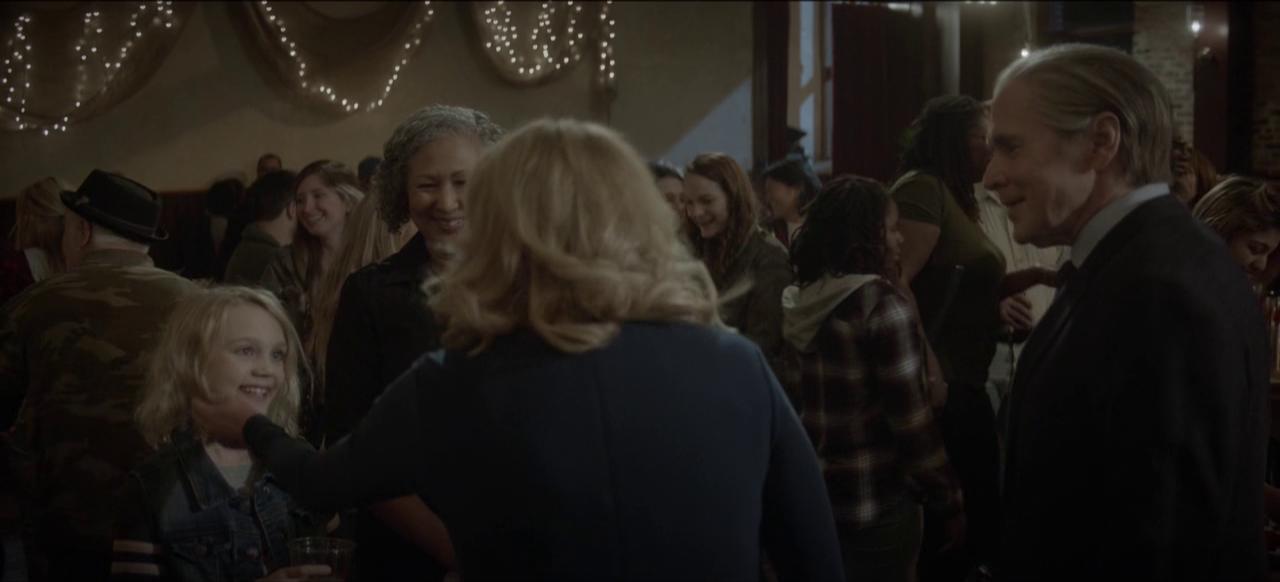 ScreenCaps_1x04-60.JPEG