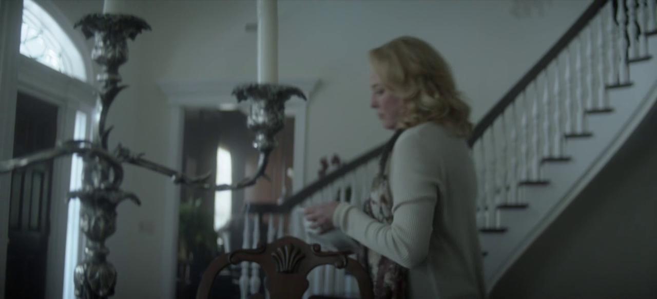 ScreenCaps_1x05-73.JPEG