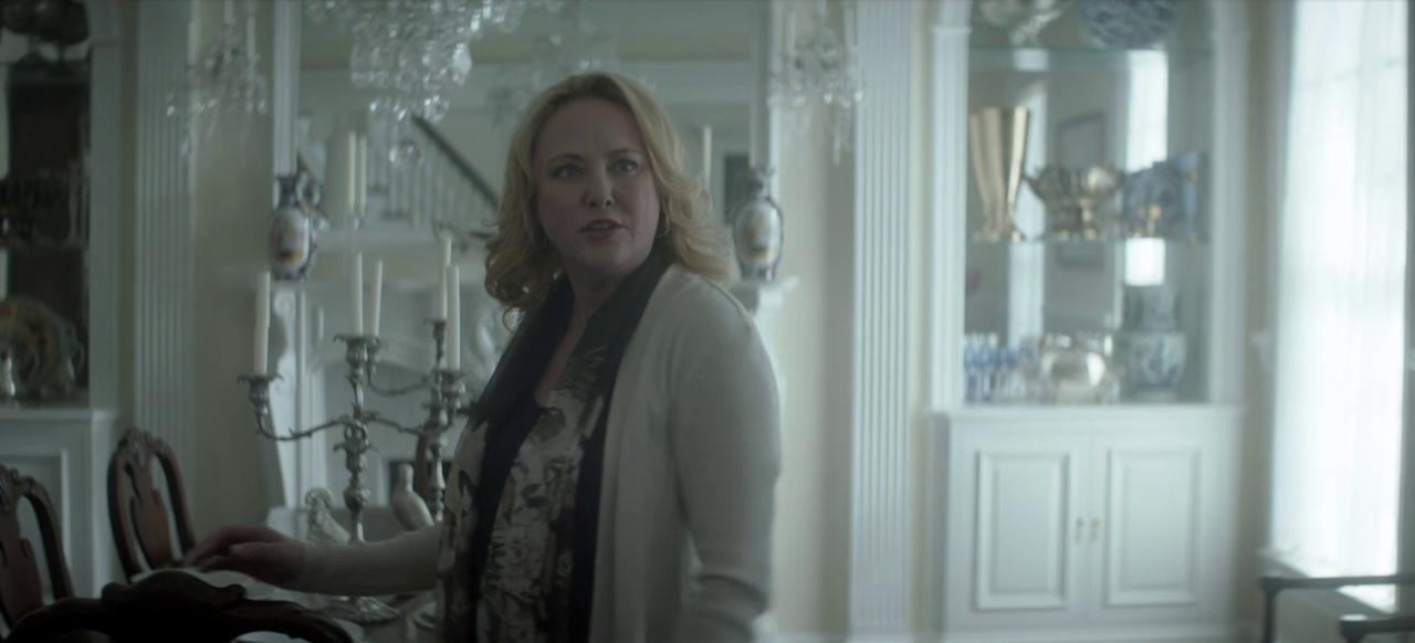 ScreenCaps_1x05-76.JPEG