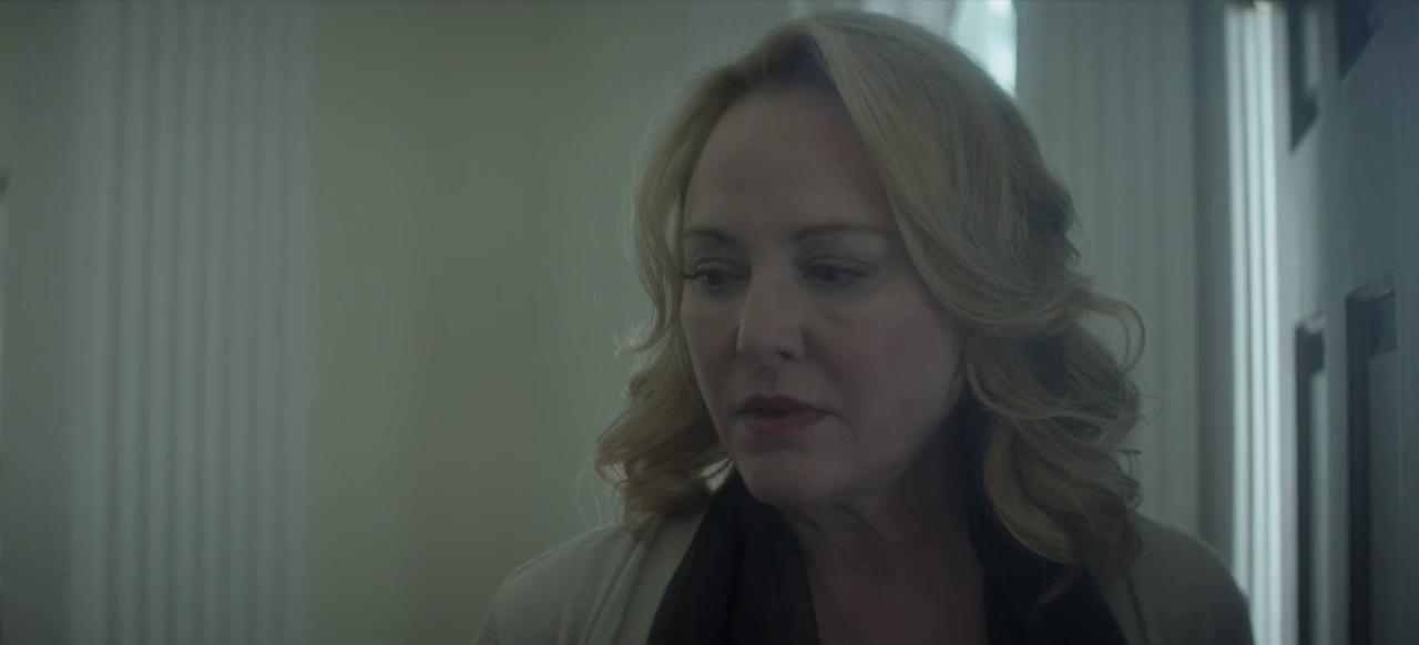 ScreenCaps_1x05-90.JPEG