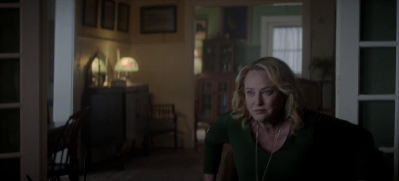 ScreenCaps_1x07-101.JPEG
