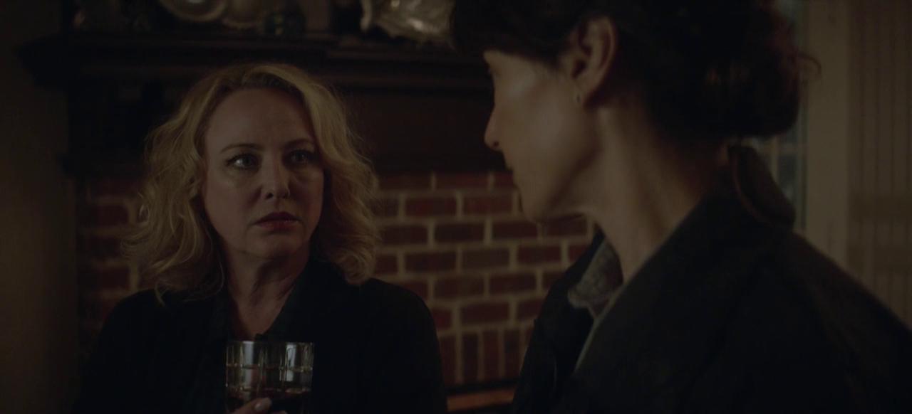 ScreenCaps_1x07-206.JPEG