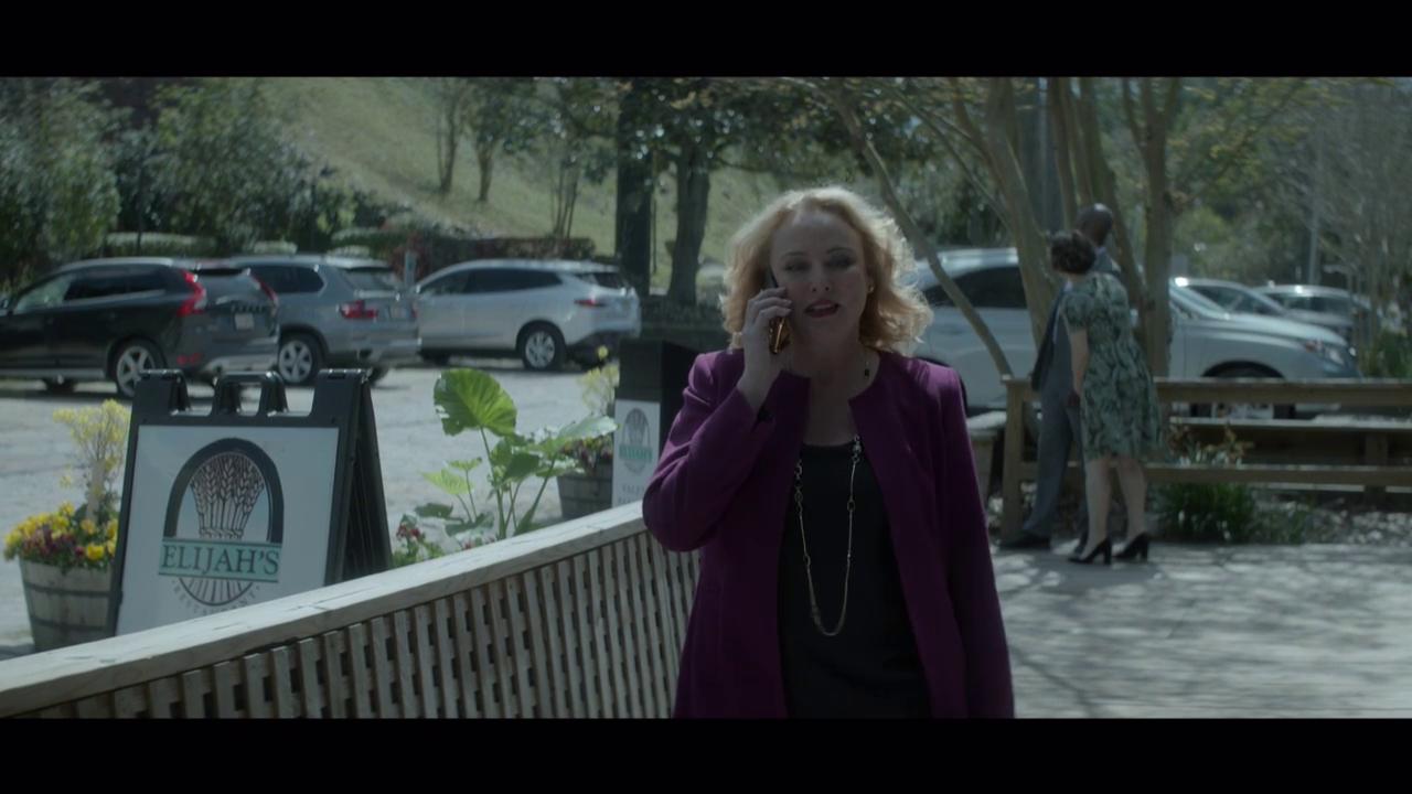 ScreenCaps_1x09-2.JPEG