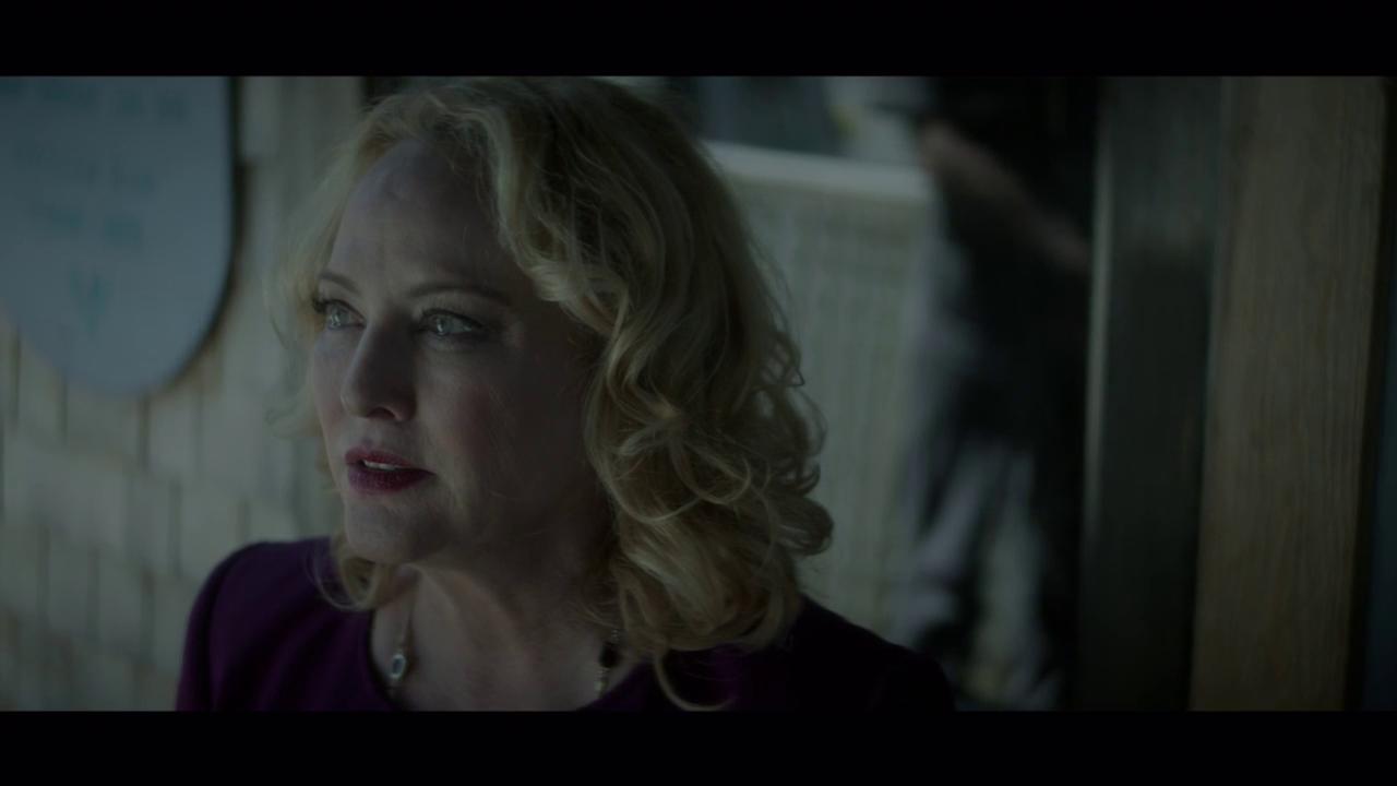 ScreenCaps_1x09-27.JPEG
