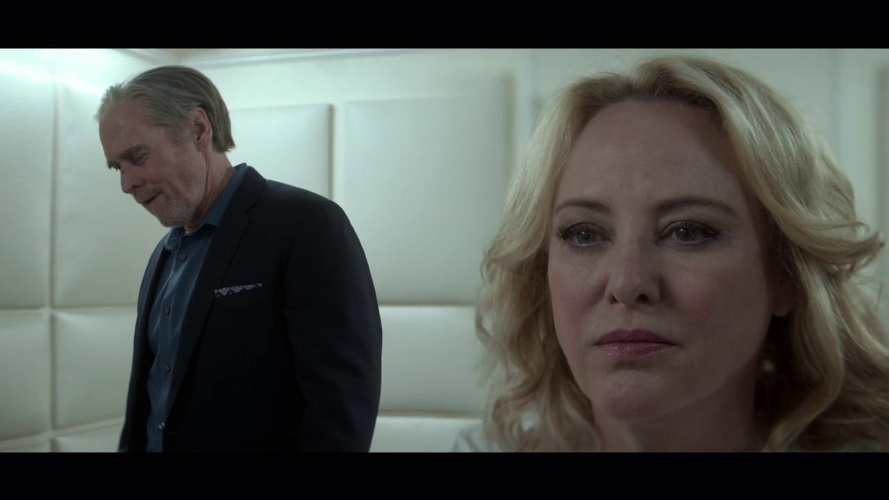 ScreenCaps_1x09-65.JPEG