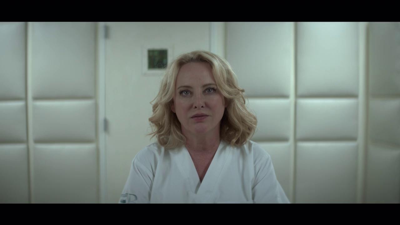 ScreenCaps_1x09-76.JPEG