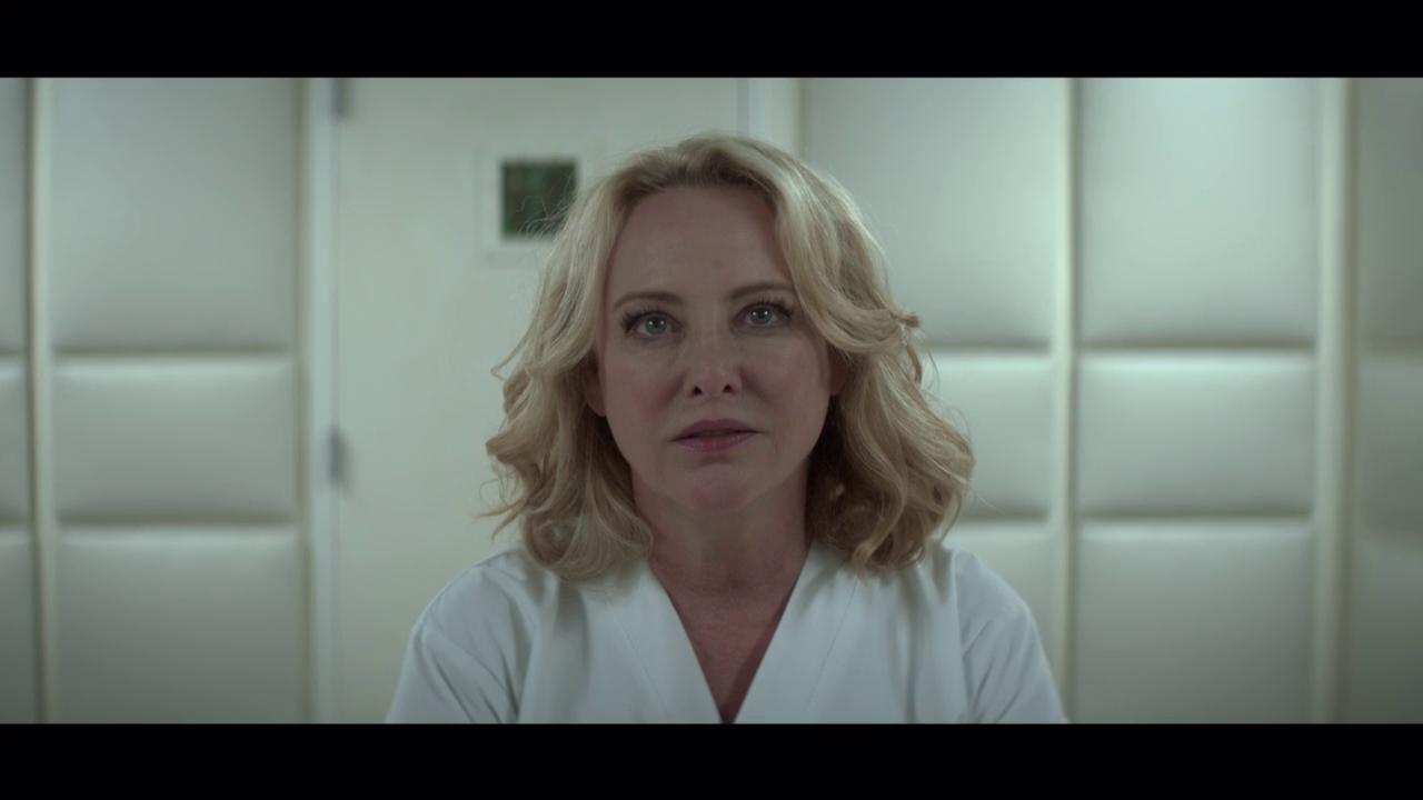 ScreenCaps_1x09-83.JPEG